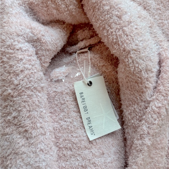 NWT: Barefoot Dreams Light Pink Robe (M) - Picture 2 of 7